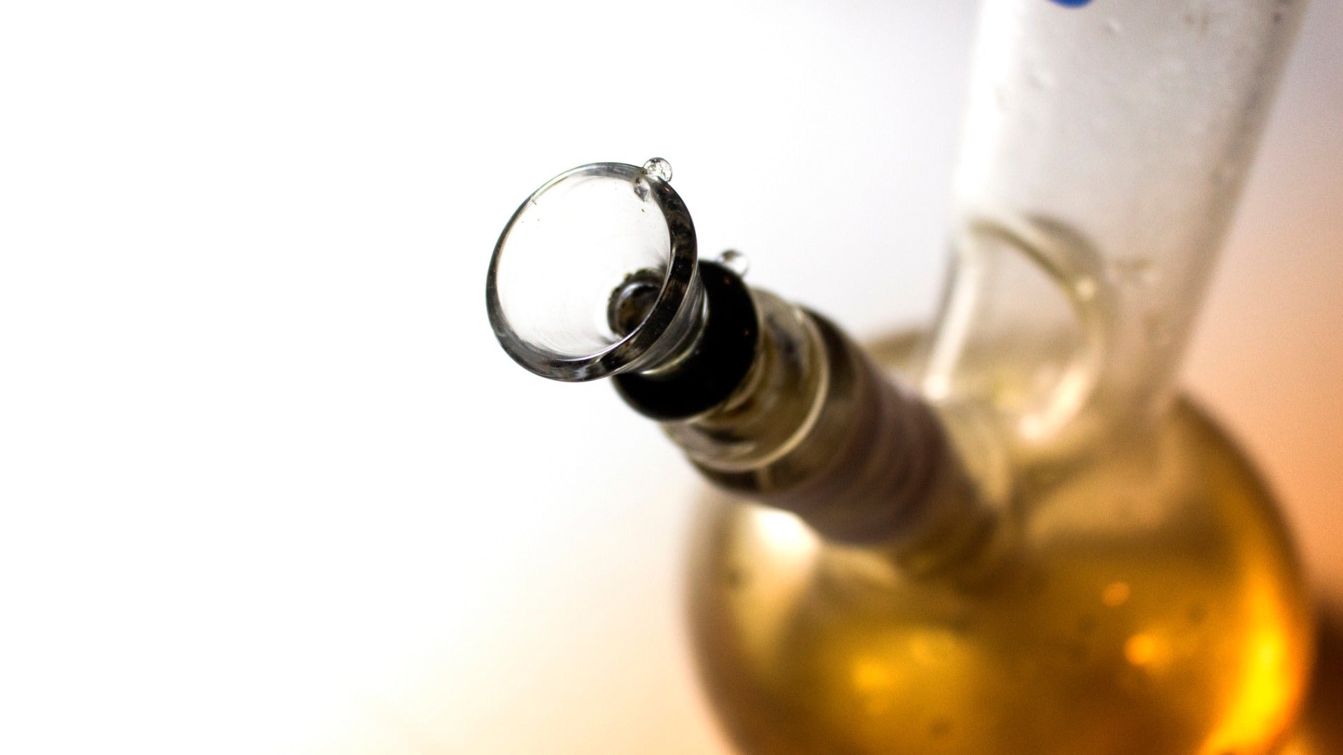 clean glass pipe