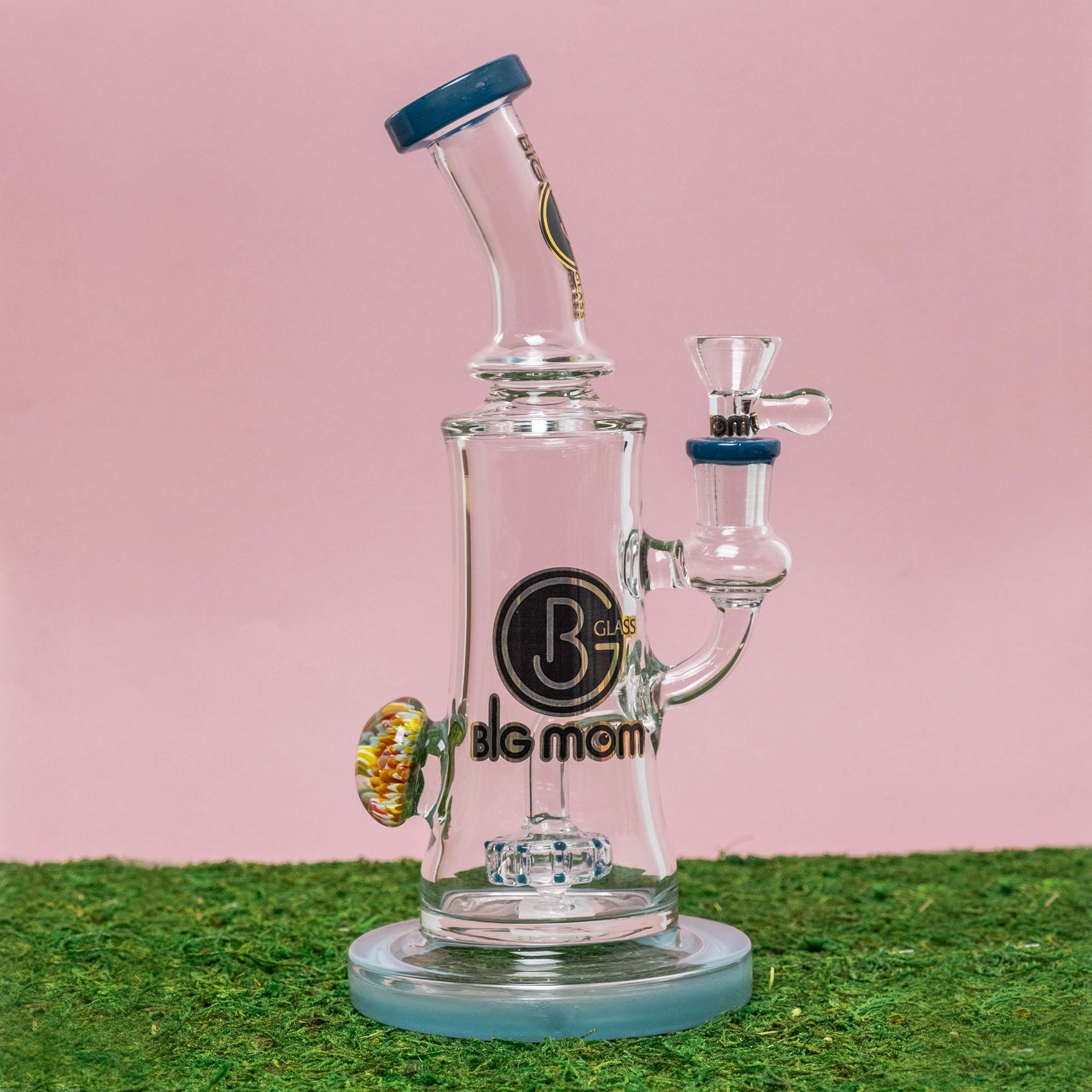 Smoking Bong by Lookah Big Mom