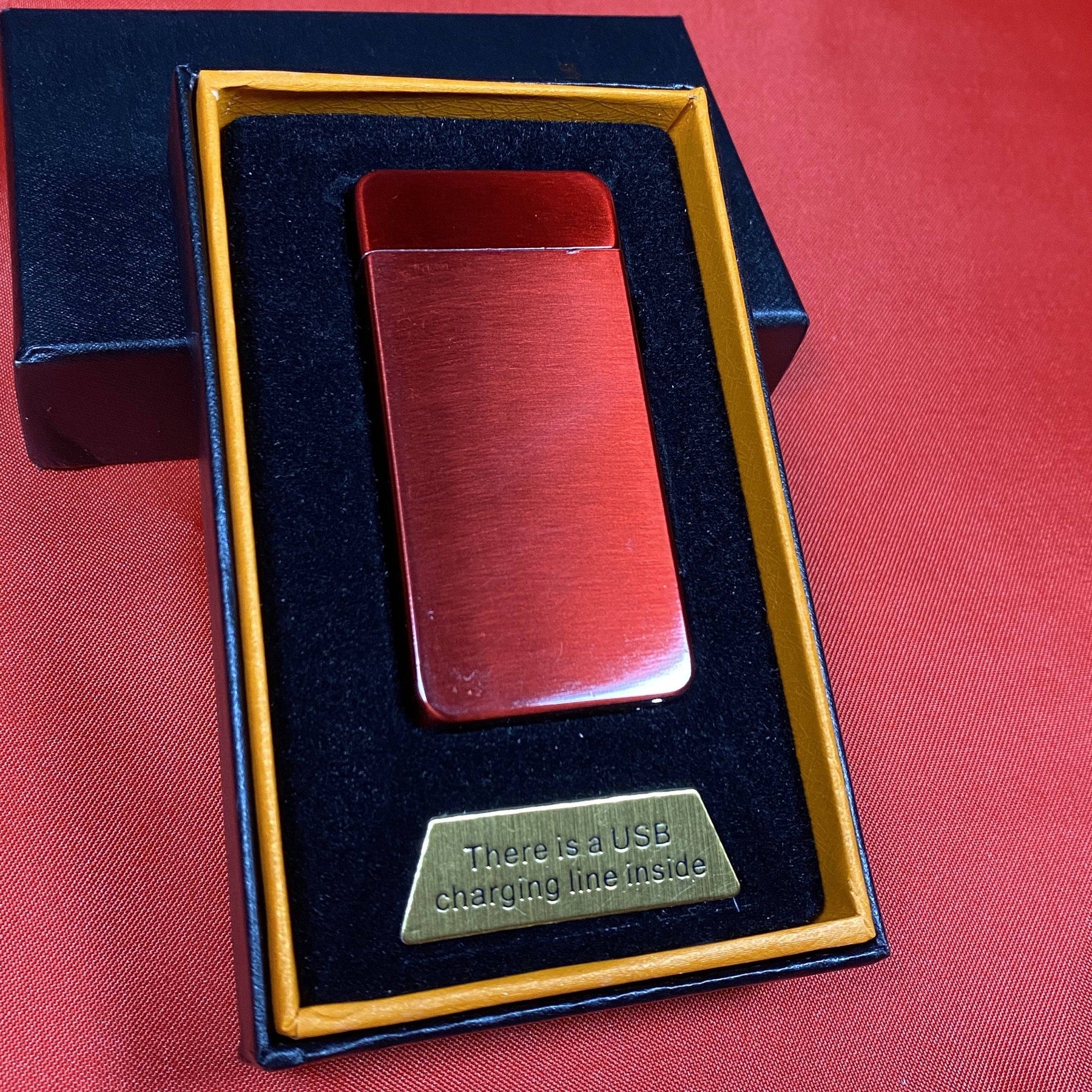 Electric Lighter in red with case